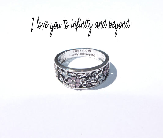 Anello in Argento 925 con fiori e incisione "I love you to infinity and beyond"