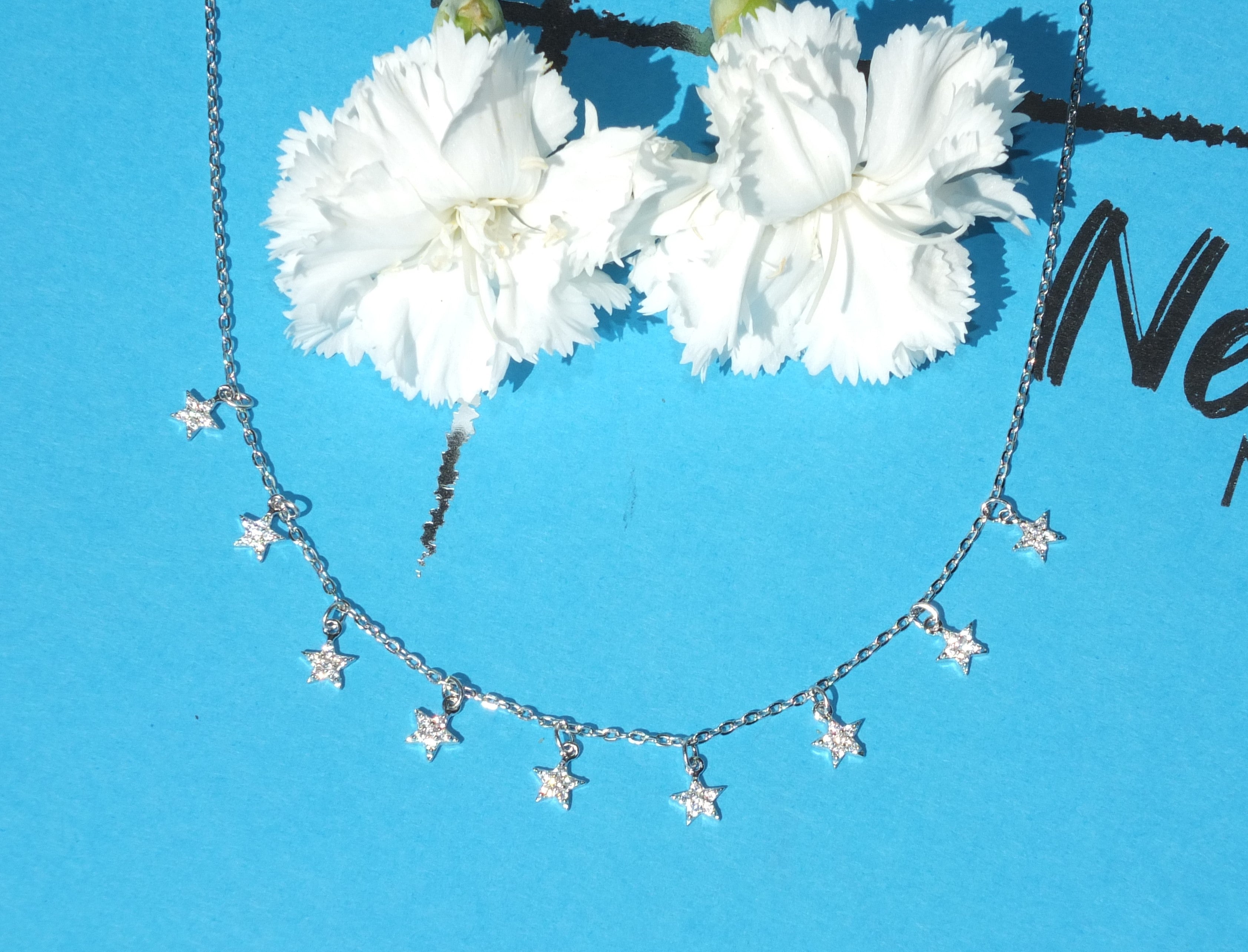 Collana con stelle e brillantini